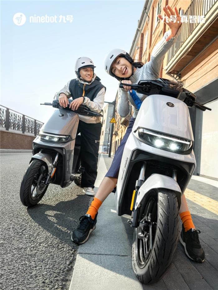 智能電動車新標桿！九號六項市場領(lǐng)先地位權(quán)威確認