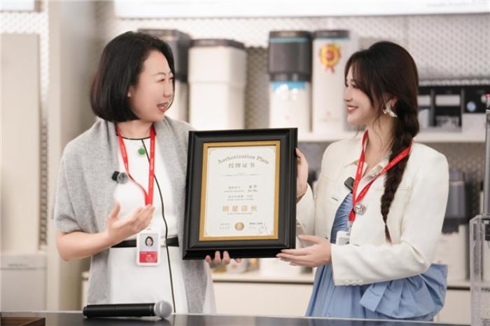 安吉爾亞洲一號店盛大開業(yè)：立足家裝潮流高地，引領(lǐng)凈水消費新趨勢