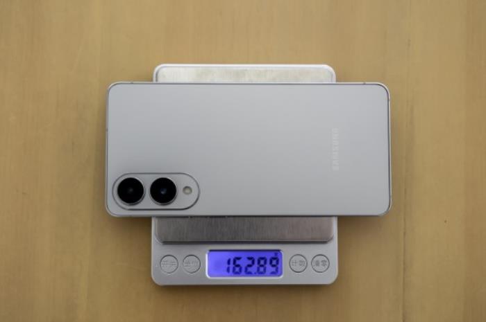 豈止纖薄 三星Galaxy S25 Edge帶來(lái)毫不妥協(xié)的輕薄旗艦體驗(yàn)