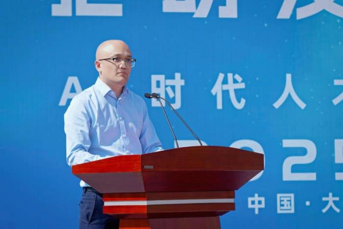 傳智教育學(xué)歷職業(yè)教育新突破，大同數(shù)據(jù)科技職業(yè)學(xué)院揭牌成立