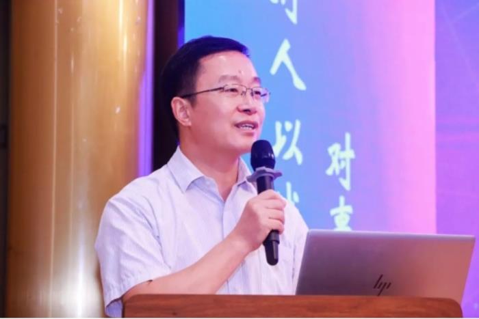 注入科技動(dòng)能，打開智慧之窗——“阿爾法蛋AI公益”情暖深圳同澤學(xué)校