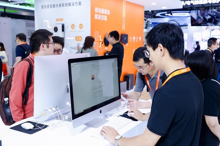 AI賦能，智啟未來丨昱能科技攜全場景智慧光儲解決方案重磅亮相SNEC！
