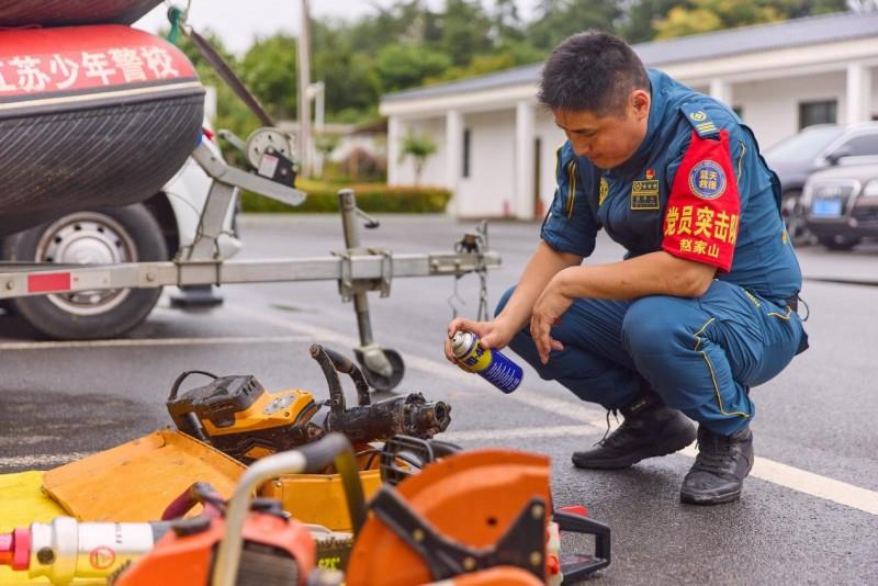 WD-40雨季公益行動(dòng)專業(yè)賦能江蘇防汛救援，筑牢安全防線