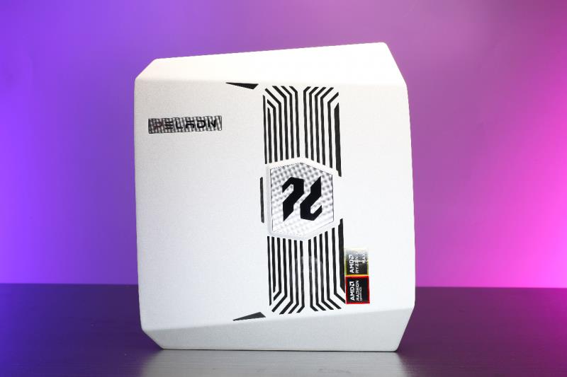 “跟上AI時代”？不，我就是時代！磐鐳YO1 AMD銳龍AI Max+395桌面AI超算中心