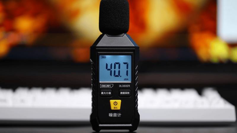 撼訊RX 9060XT暗黑犬16G評測：玩轉(zhuǎn)平衡藝術(shù)，性能與靜音我全都要