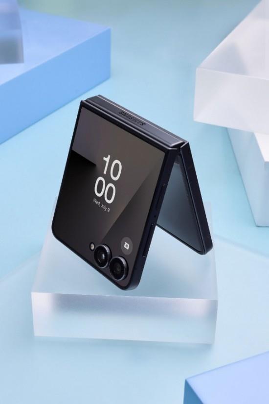 由內(nèi)而外 全面進化 三星Galaxy Z Flip7刷新小折疊產(chǎn)品體驗上限