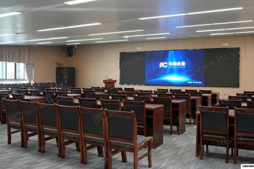 國家高級調音師匠心打磨！itc保倫股份助力華附長安學校智慧報告廳建設！