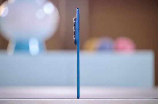 三星折疊屏新品預售創(chuàng)新高！三星Galaxy Z Fold7創(chuàng)新成增長動力